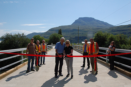 Syme bridge - opening -ribbon.jpg